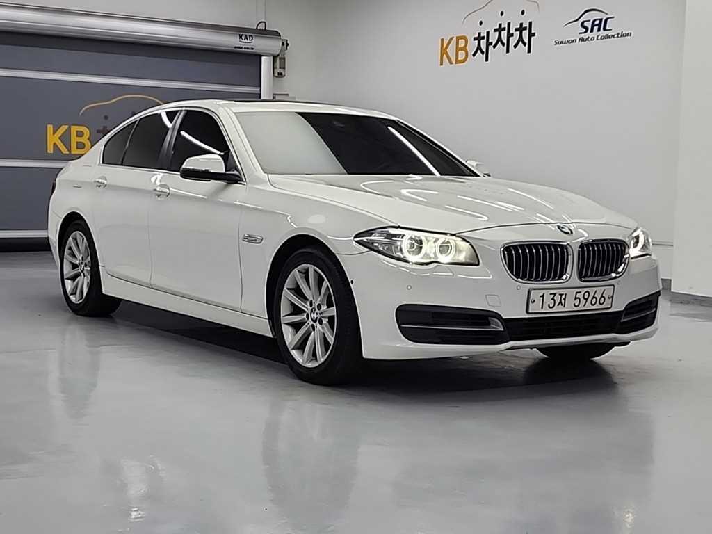 BMW 5 Series - Vista 4