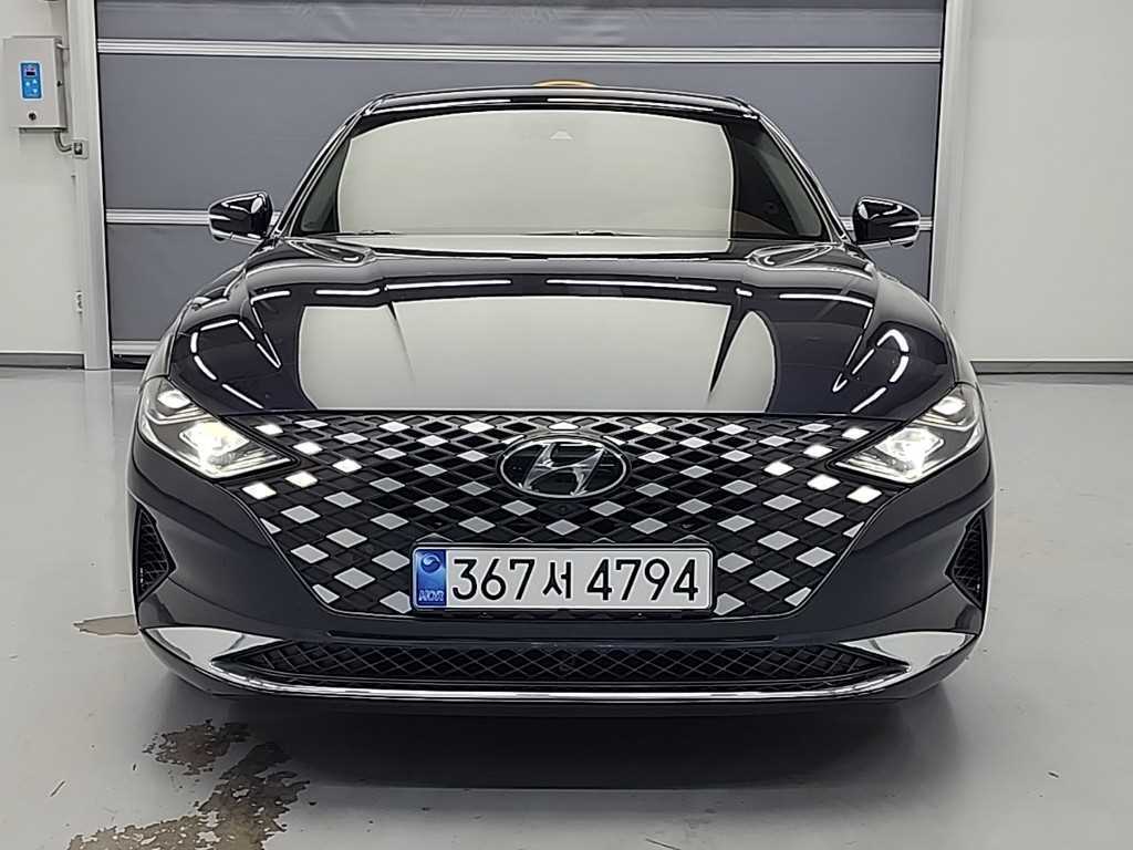 HYUNDAI Grandeur - Vista 2