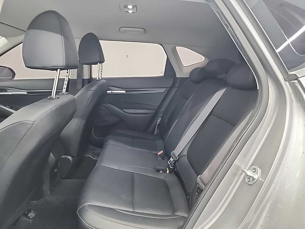 KIA Seltos - Vista 12