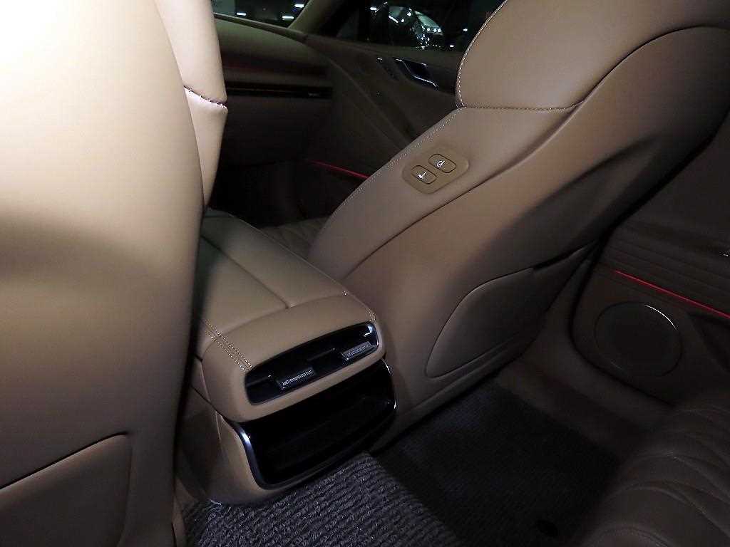 Genesis G80 2025 Negro - Importación desde Corea - HF Imports Iquique - Foto 15
