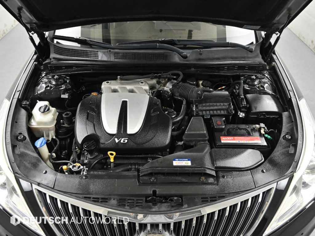 HYUNDAI Grandeur - Vista 7