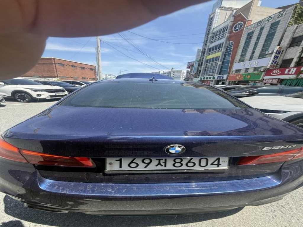 BMW 5 Series - Vista 2