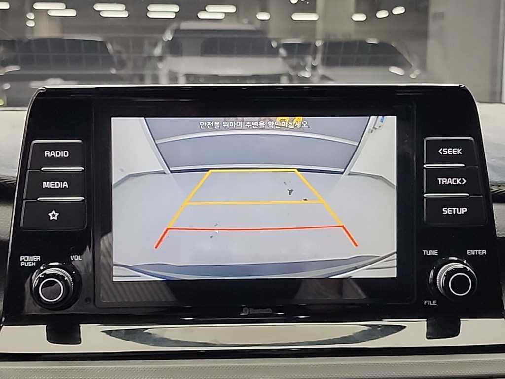 KIA Seltos 2020 Plateado - Importación desde Corea - HF Imports Iquique - Foto 14