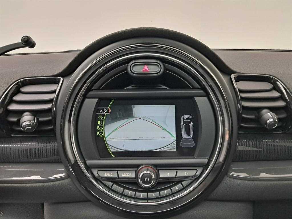 Mini Clubman - Vista 9