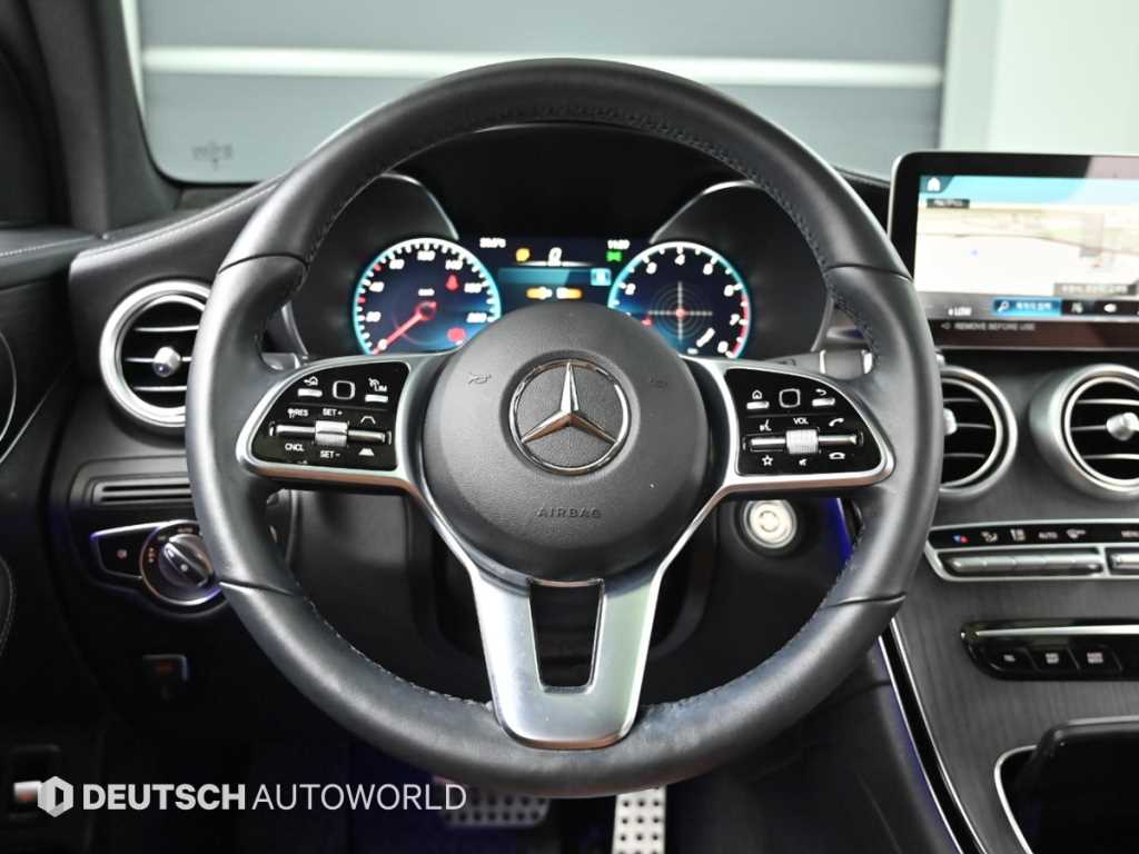 Mercedes Benz GLC Class 2023 Blanco - Importación desde Corea - HF Imports Iquique - Foto 13
