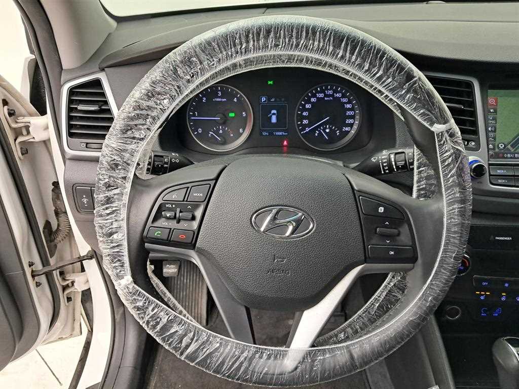 HYUNDAI Tucson - Vista 7