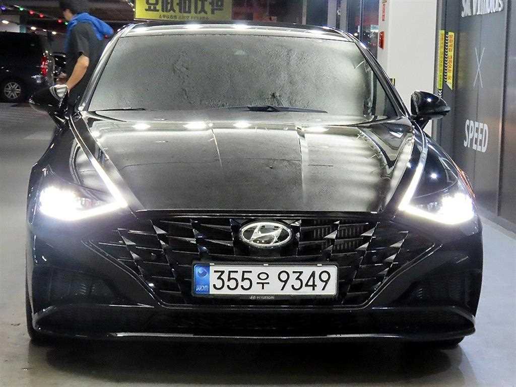 HYUNDAI Sonata - Vista 2