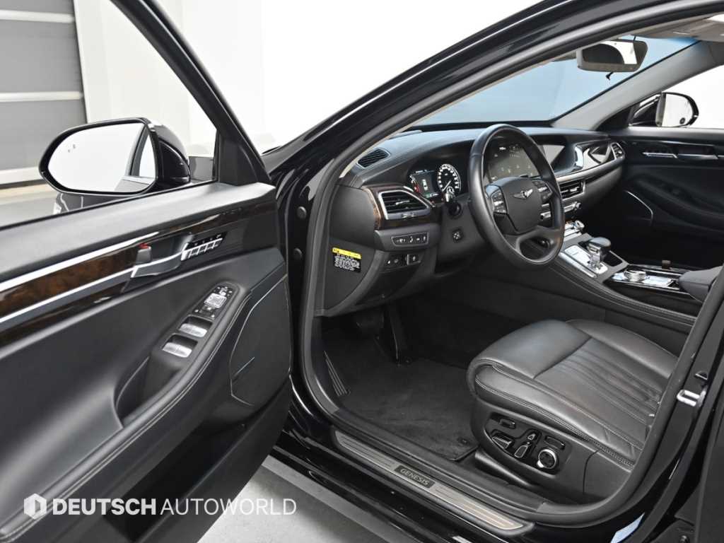 Genesis G90 - Vista 11