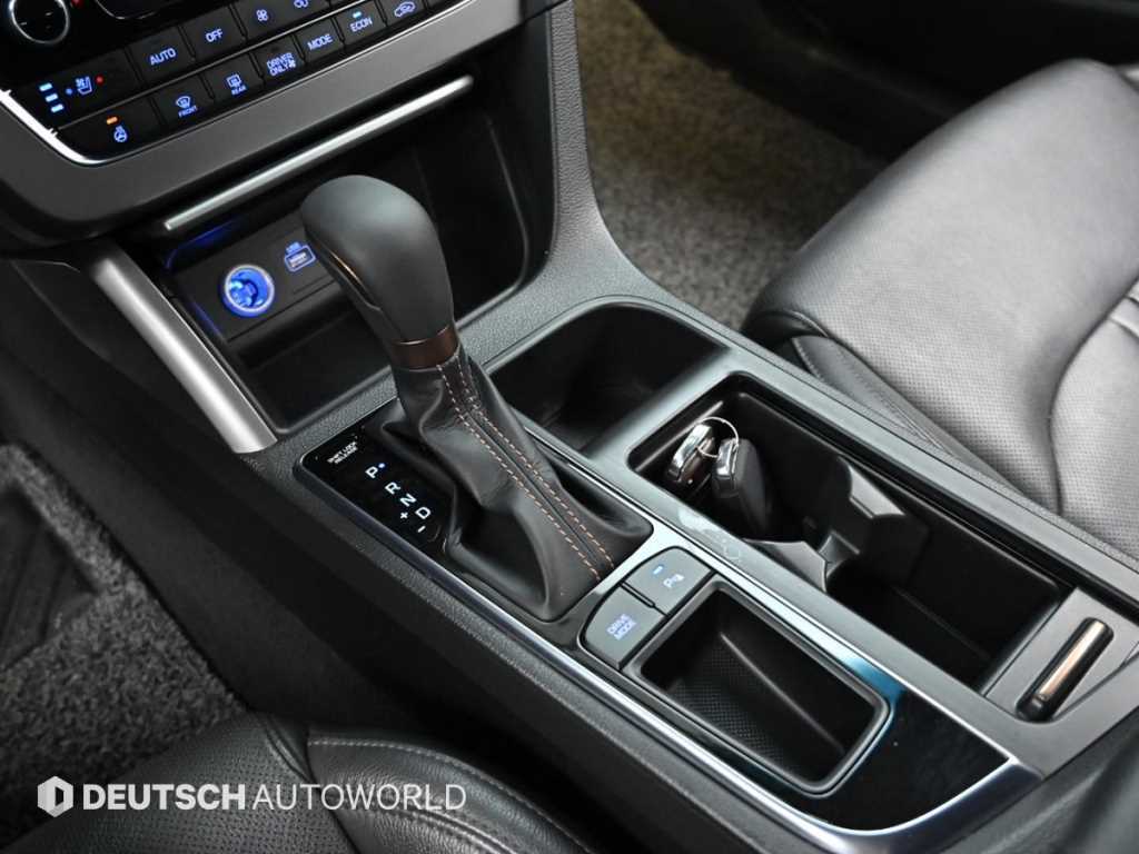 HYUNDAI Sonata - Vista 9