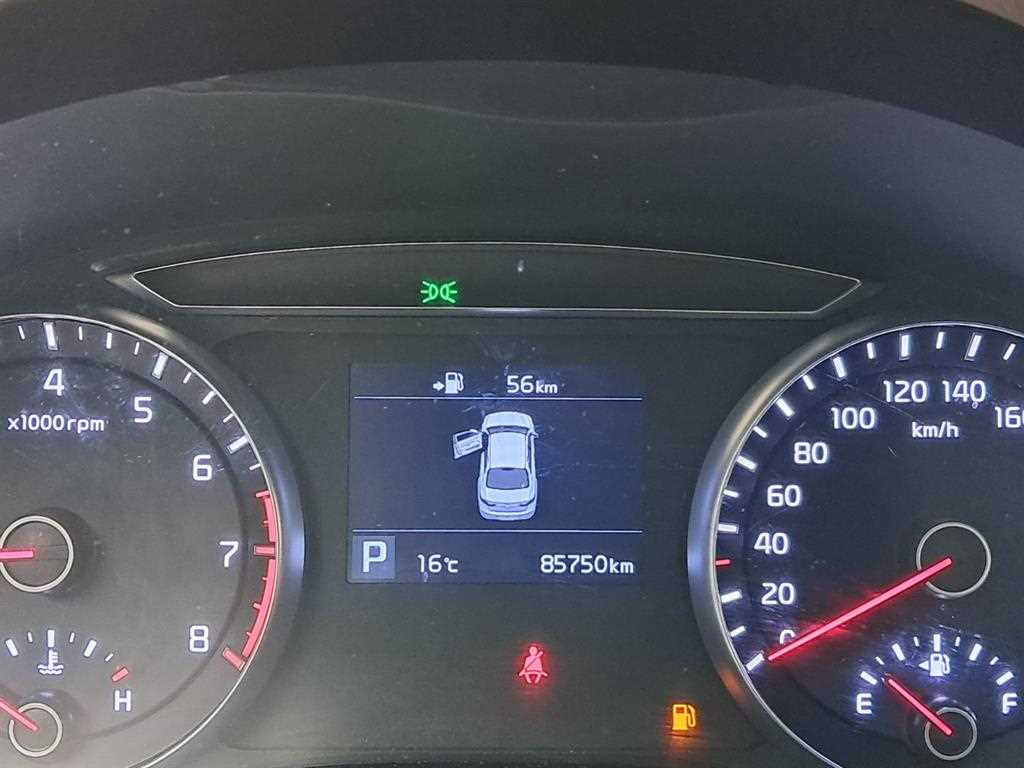 KIA K7 - Vista 8