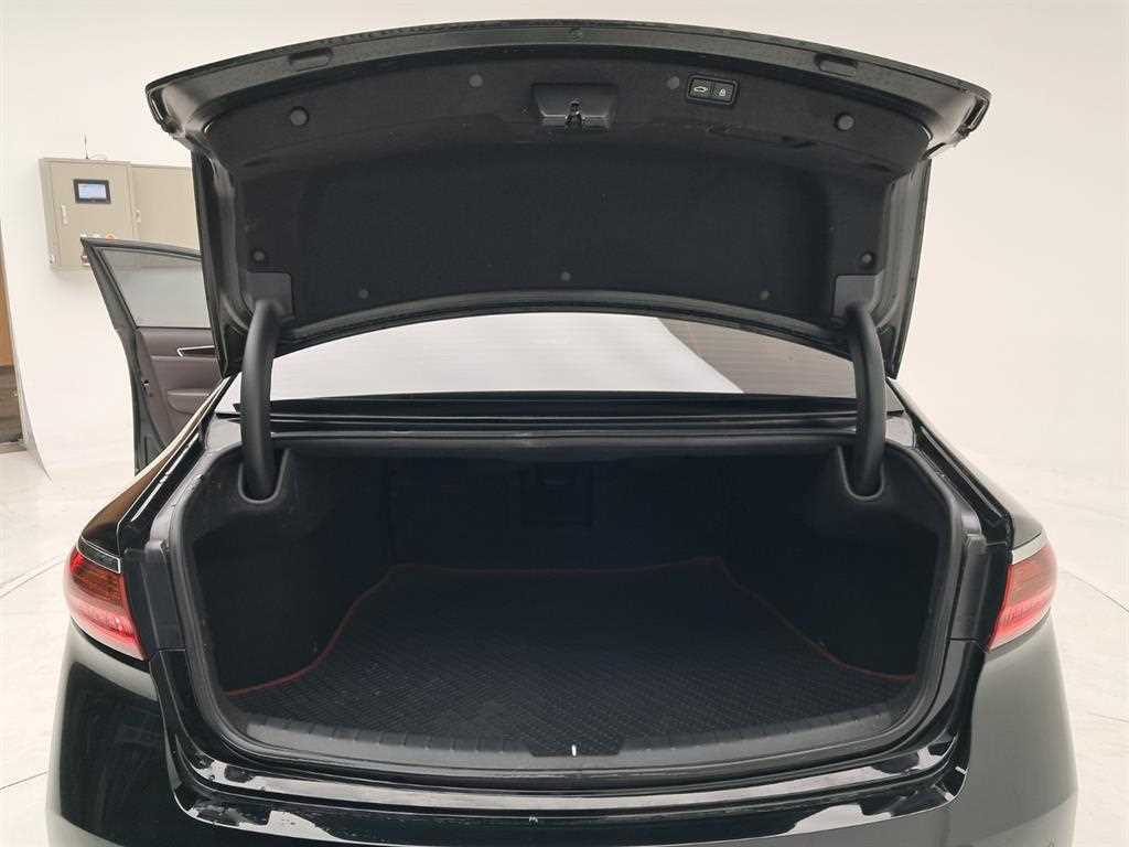 KIA K7 2018 Negro - Importación desde Corea - HF Imports Iquique - Foto 18