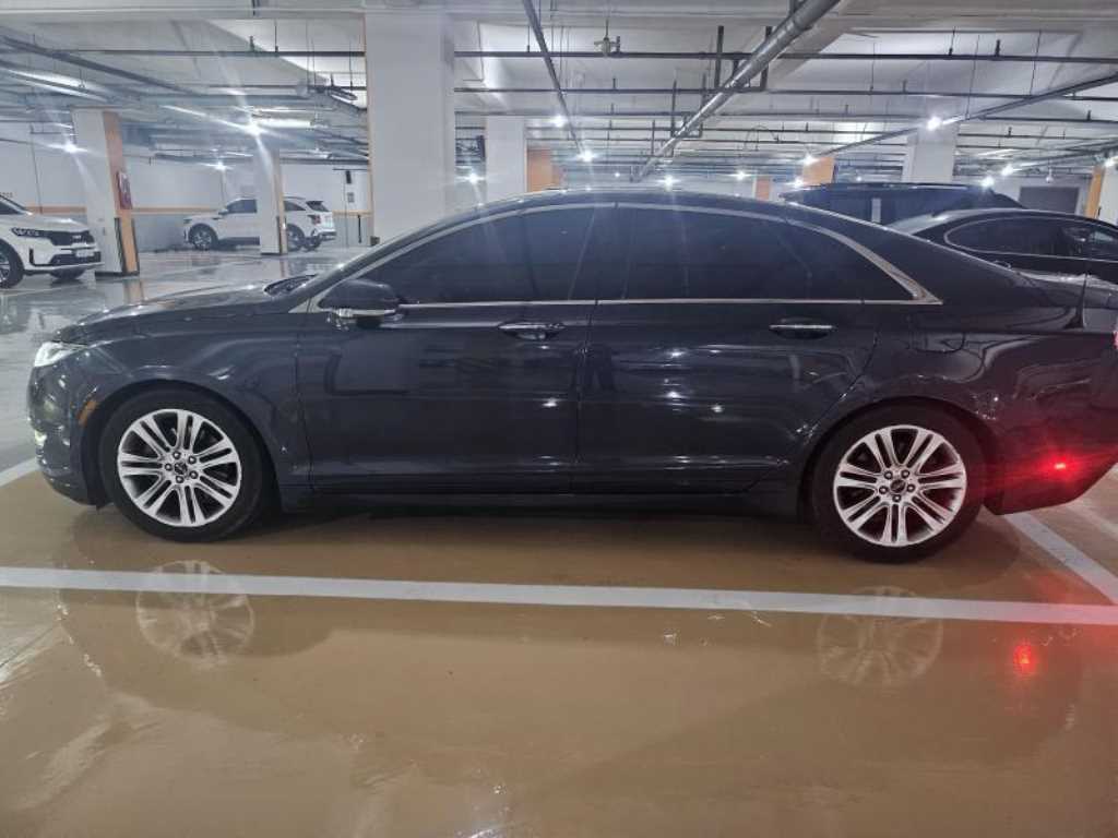 Lincoln MKZ - Vista 2