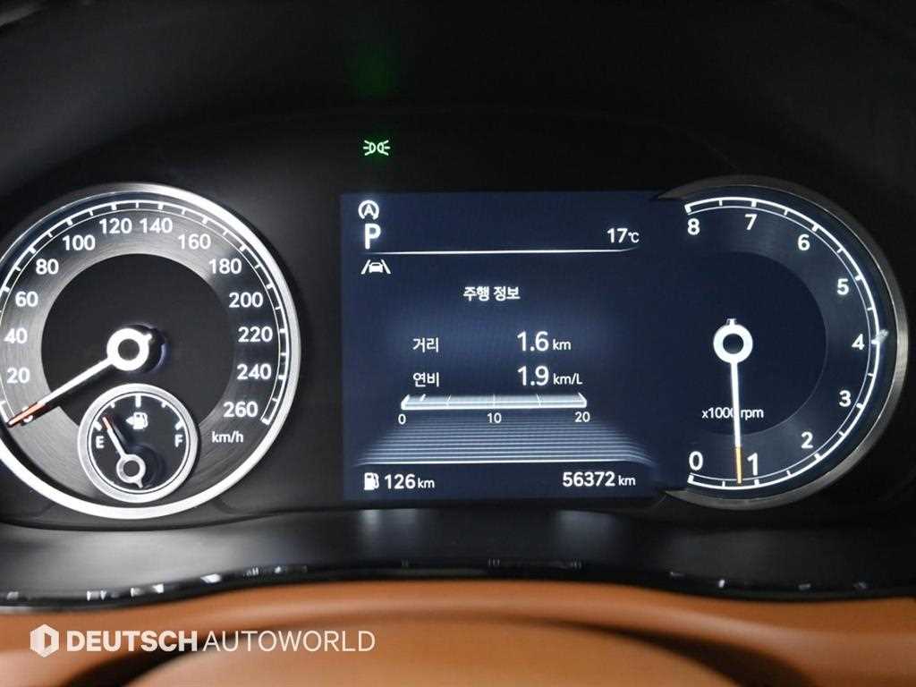 Genesis GV70 - Vista 8