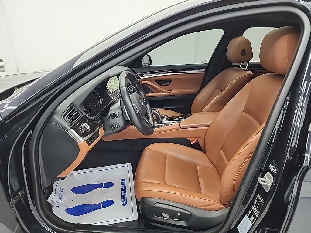 BMW 5 Series - Vista 11