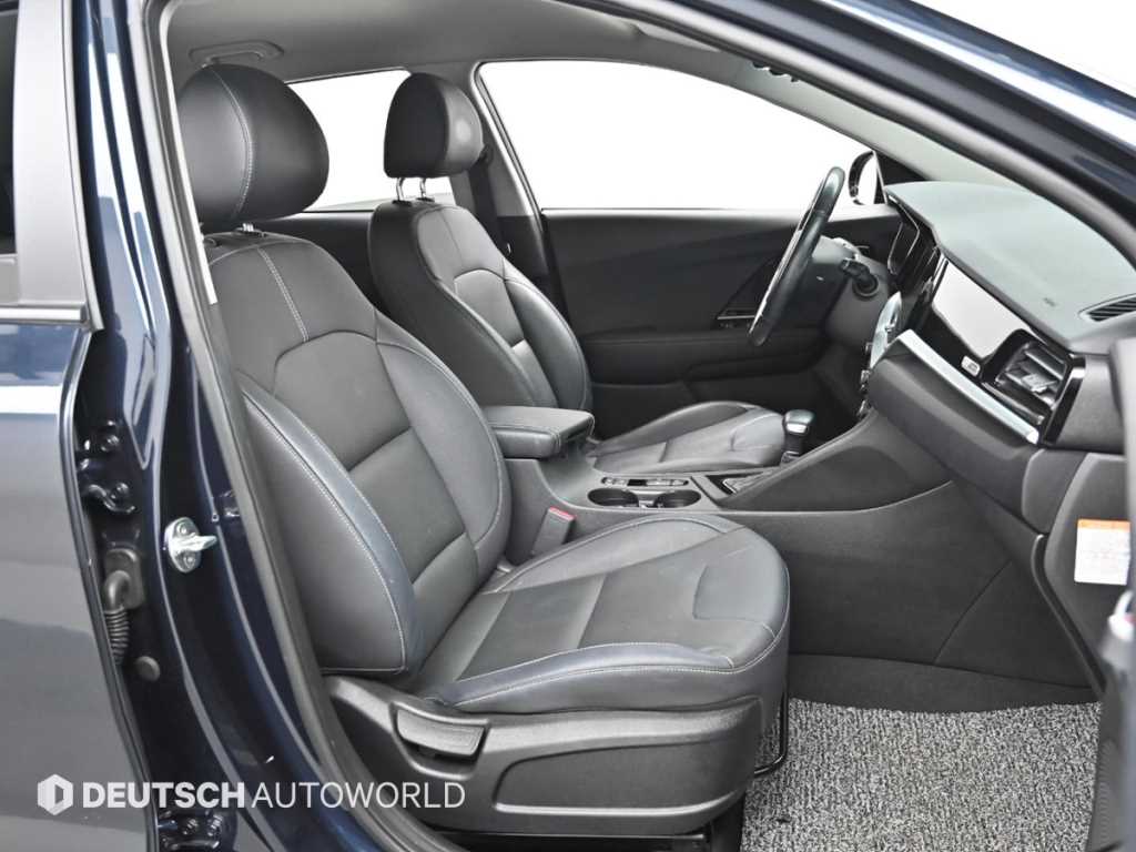 KIA Niro - Vista 10