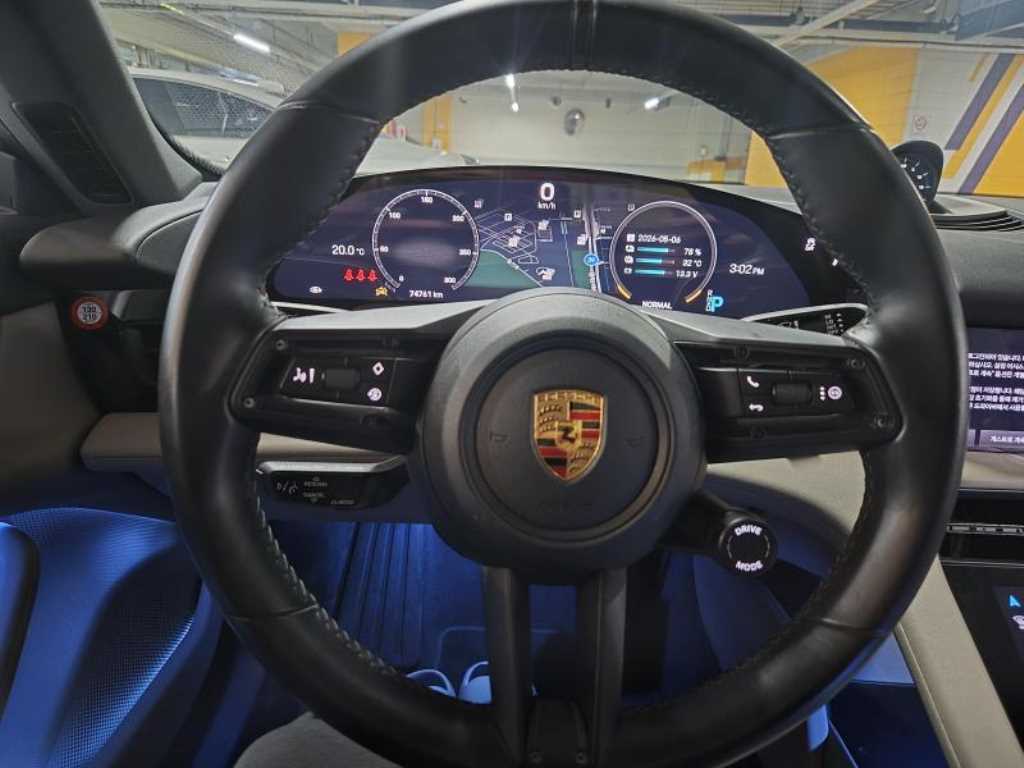 Porsche Taycan - Vista 6
