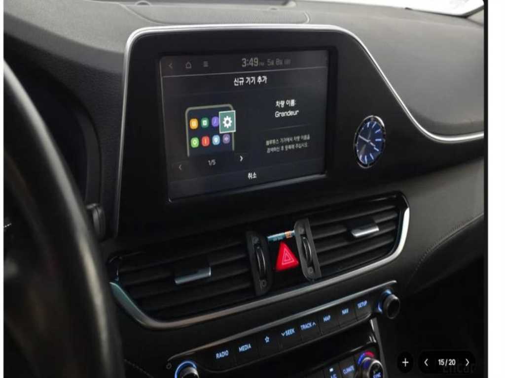 HYUNDAI Grandeur - Vista 9