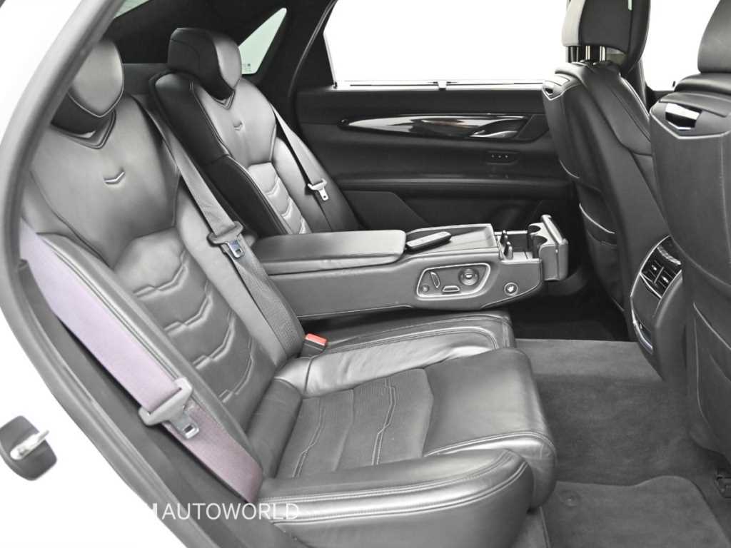Cadillac CT6 - Vista 12