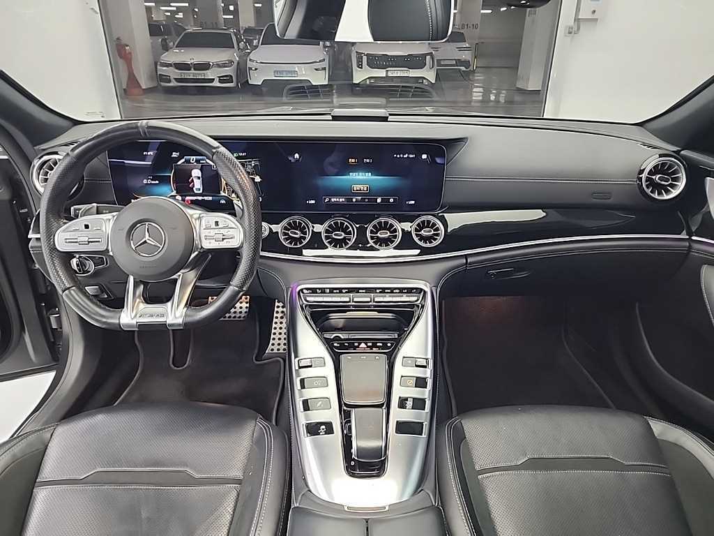 Mercedes Benz AMG GT - Vista 7