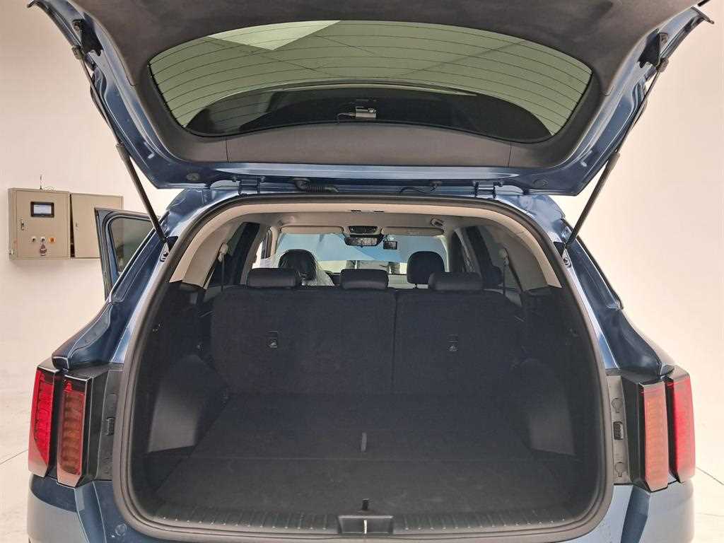 KIA Sorento 2022 Azul - Importación desde Corea - HF Imports Iquique - Foto 17