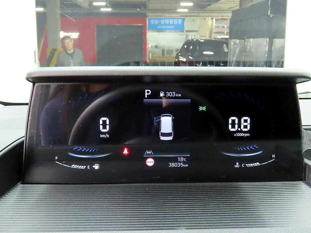 HYUNDAI Staria - Vista 8