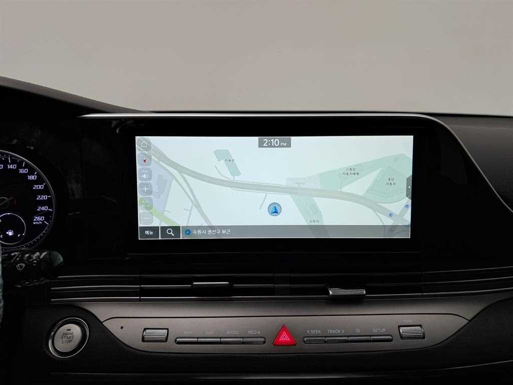 HYUNDAI Grandeur - Vista 9