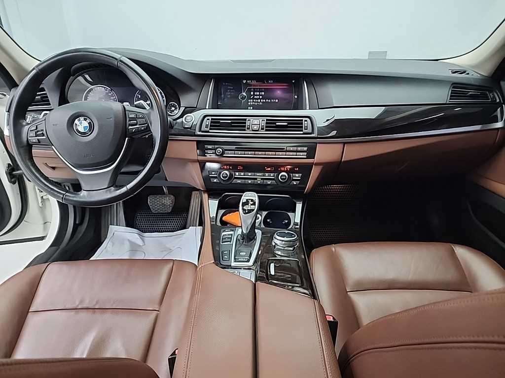 BMW 5 Series - Vista 7