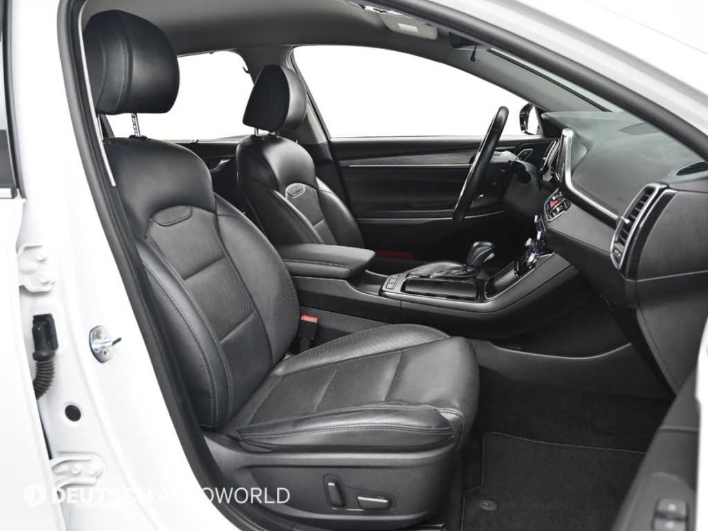 HYUNDAI Grandeur - Vista 11