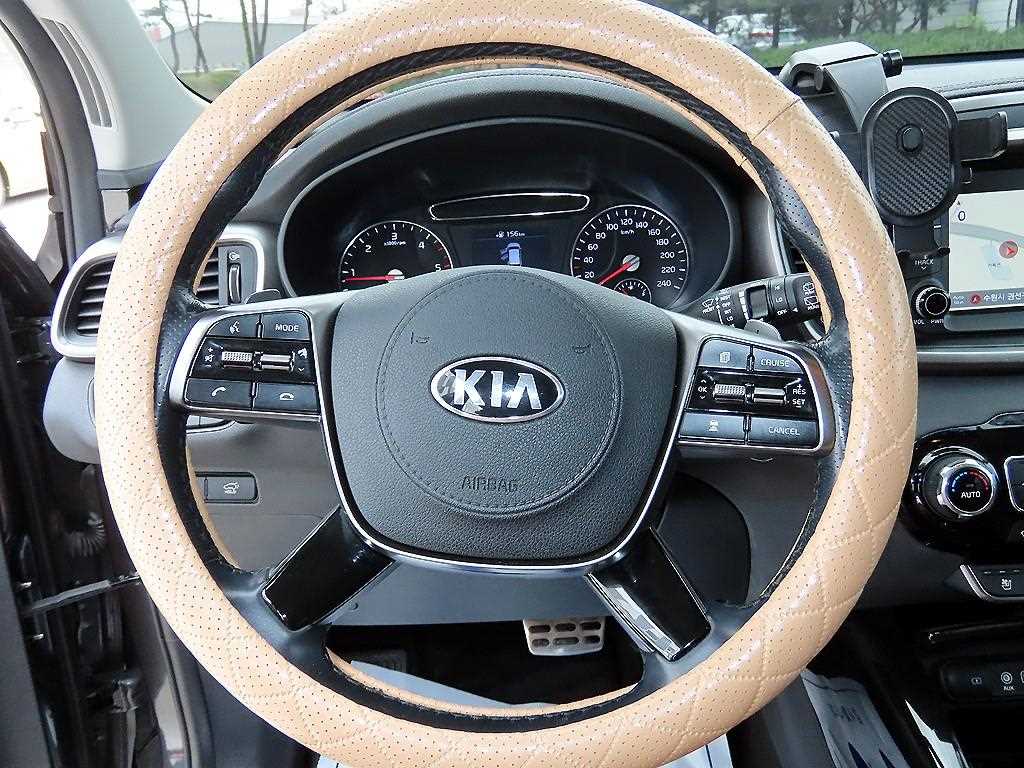 KIA Sorento - Vista 8