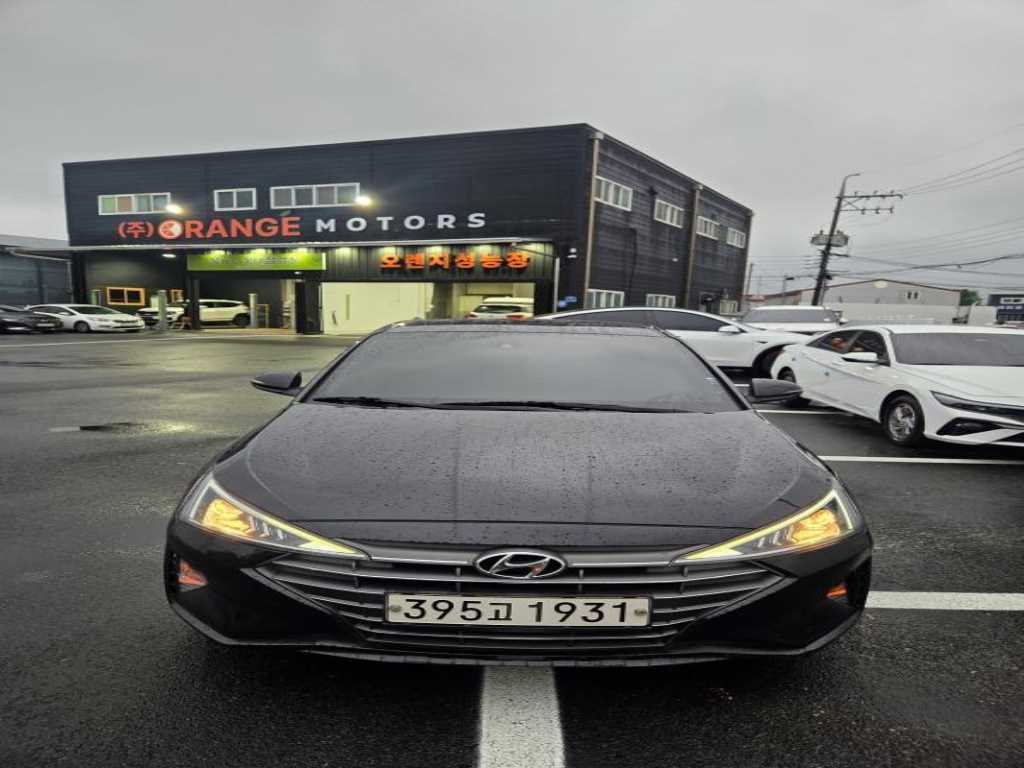 HYUNDAI Avante 2020 Negro - Importación desde Corea - HF Imports Iquique - Foto 1