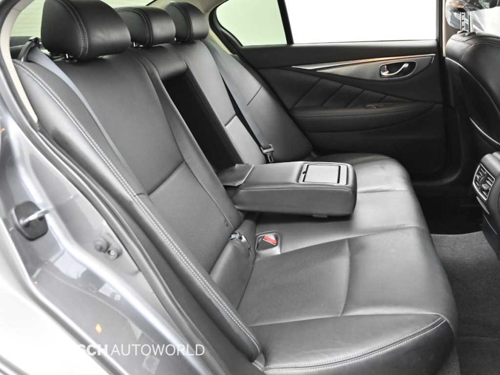 Infiniti Q - Vista 12