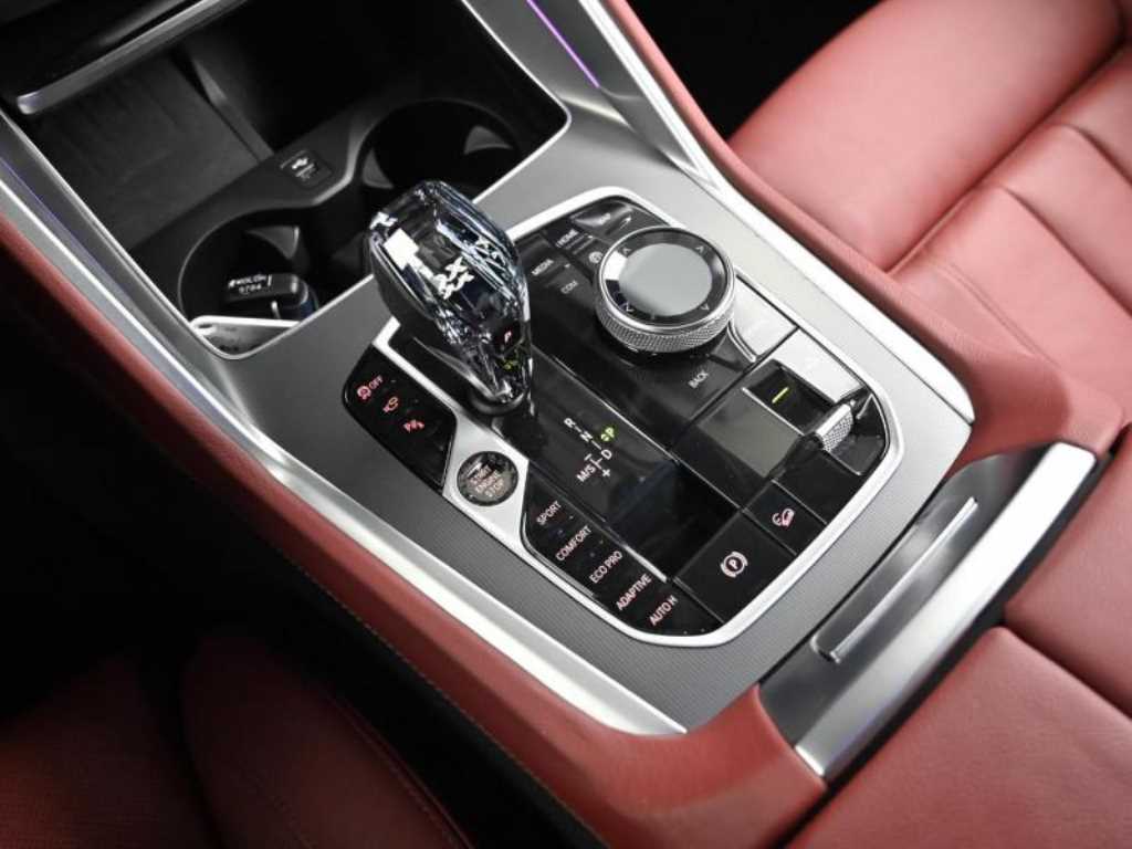 BMW X6 - Vista 9