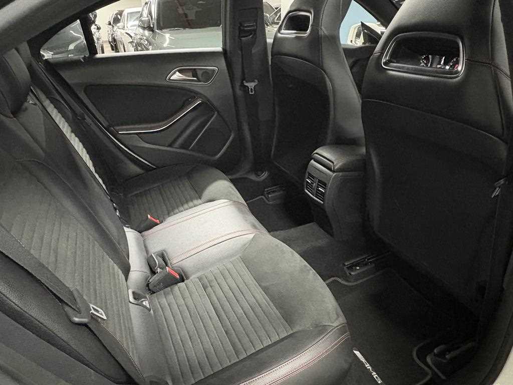 Mercedes Benz CLA Class - Vista 9