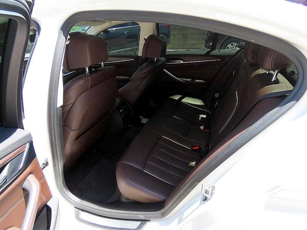 BMW 5 Series - Vista 6