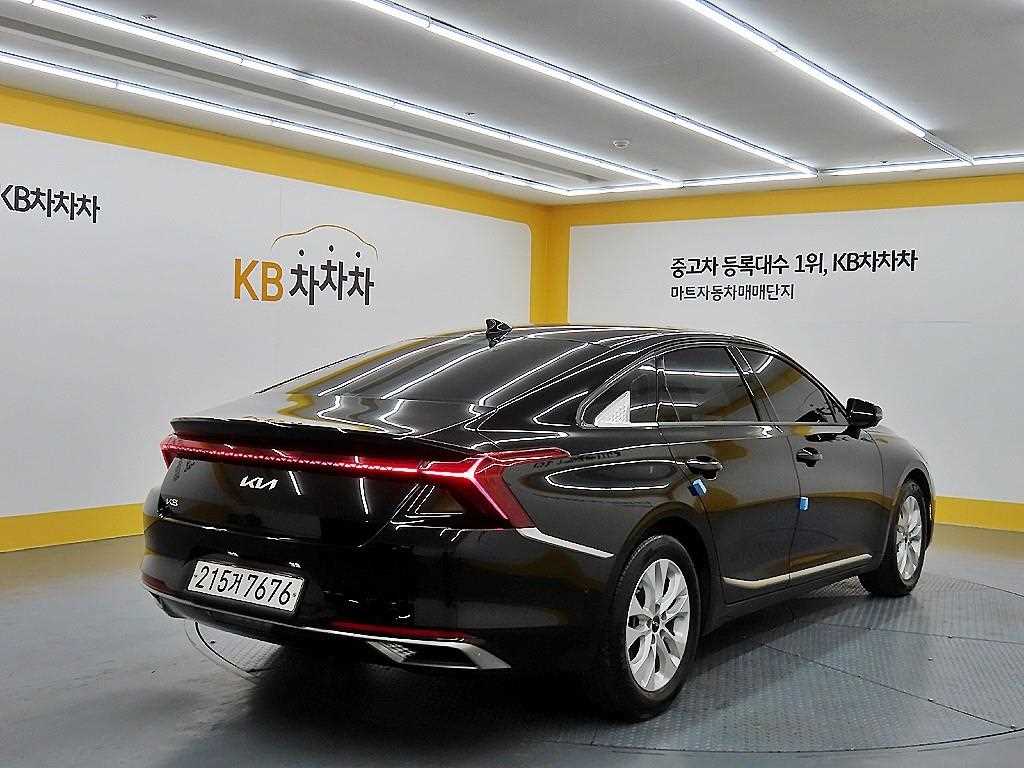 KIA K8 - Vista 4