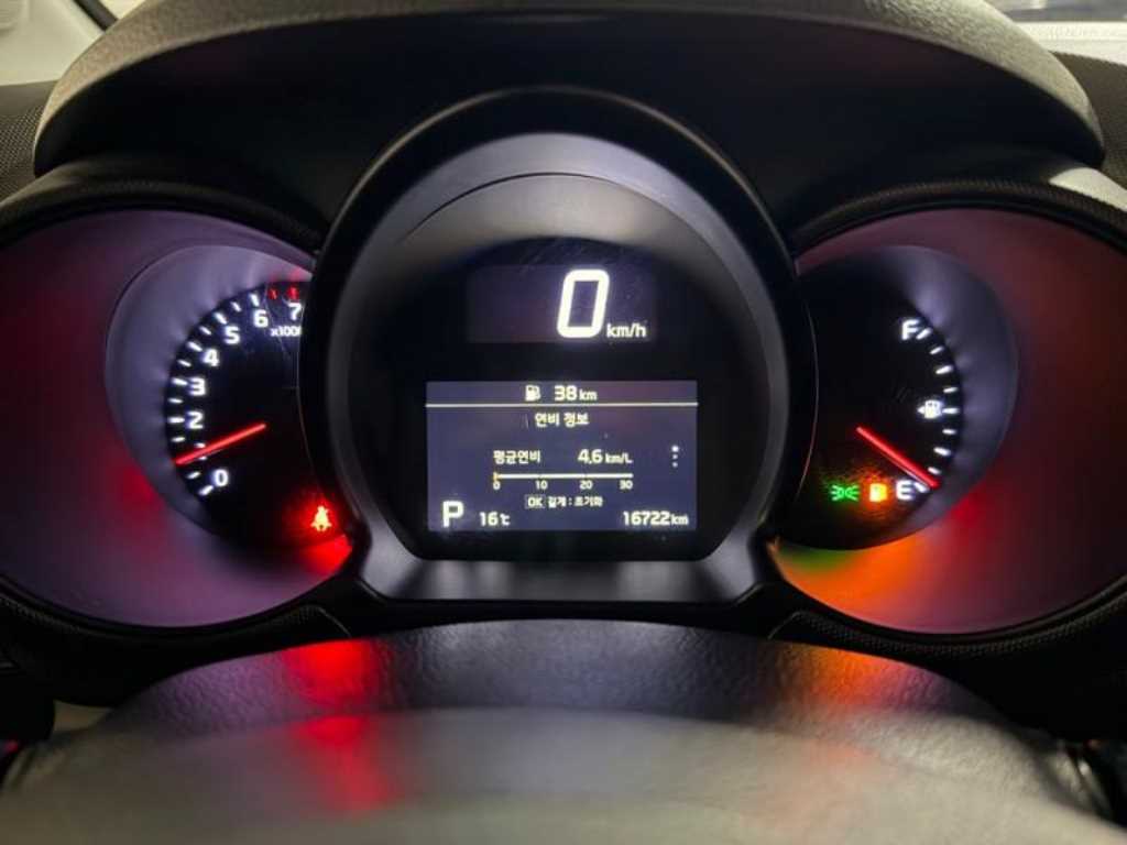 KIA Ray - Vista 8