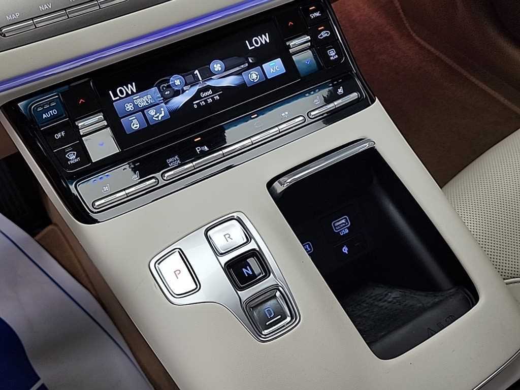HYUNDAI Grandeur - Vista 8