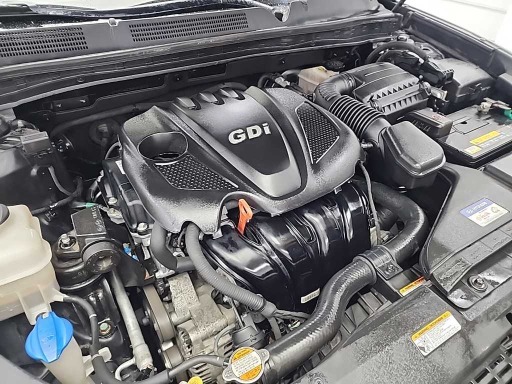 HYUNDAI Grandeur - Vista 5