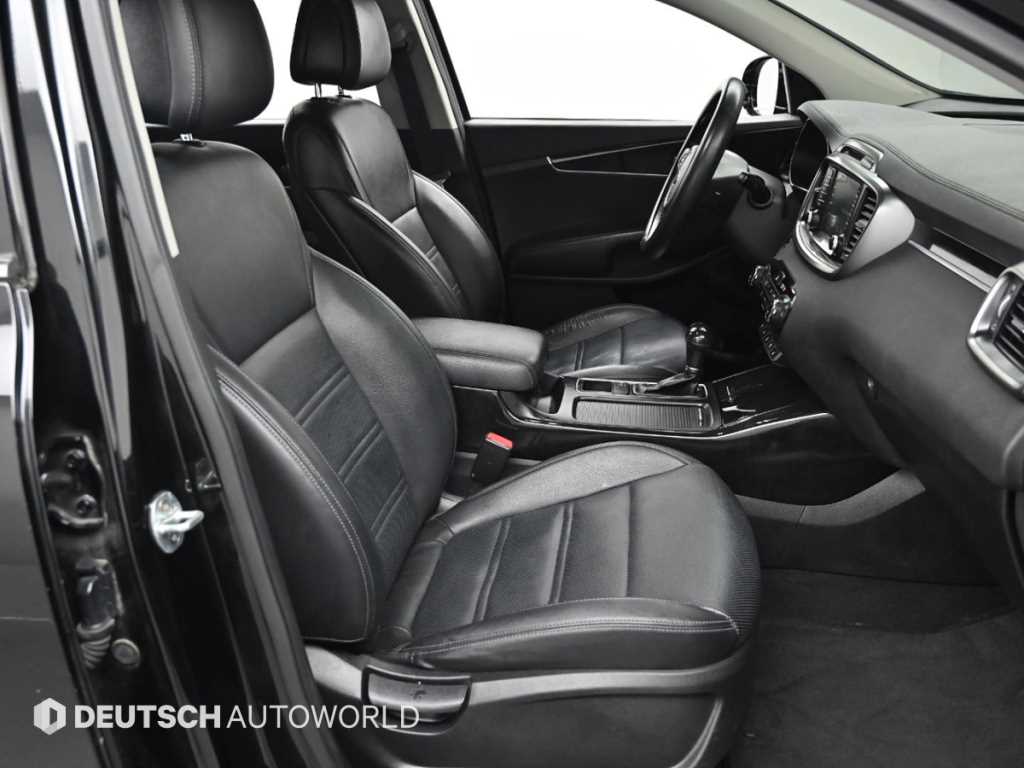 KIA Sorento - Vista 10