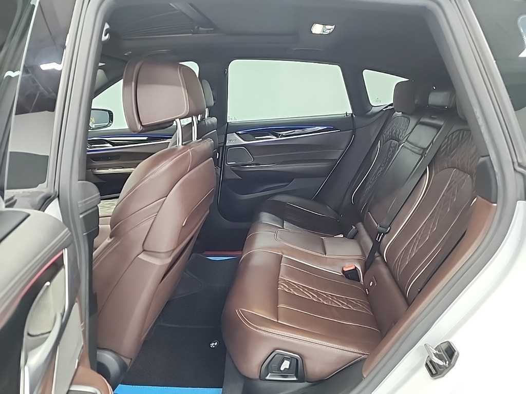 BMW Gran Turismo - Vista 12