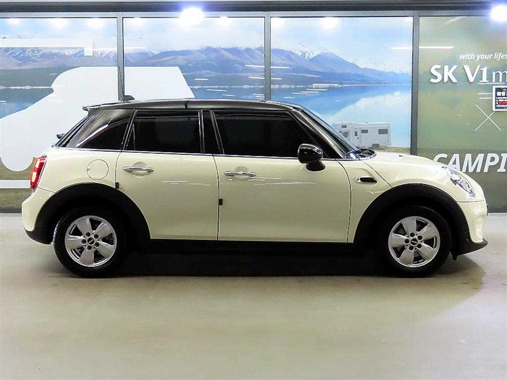 Mini Cooper - Vista 3