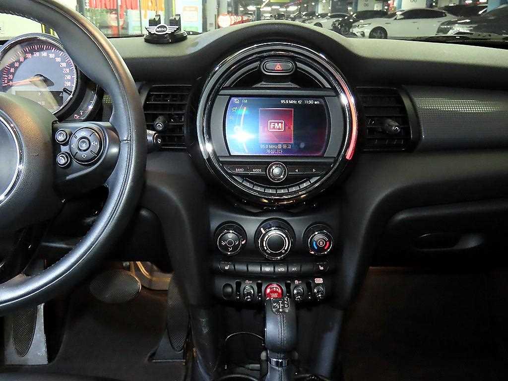 Mini Cooper - Vista 11