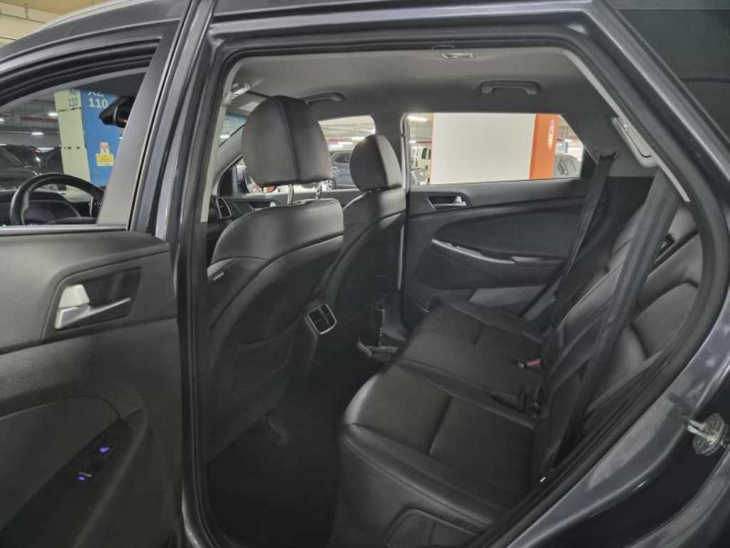 HYUNDAI Tucson - Vista 11