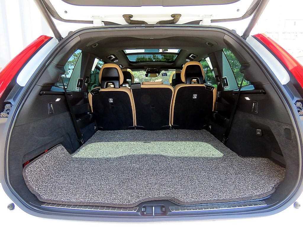 Volvo XC90 2022 Blanco - Importación desde Corea - HF Imports Iquique - Foto 16
