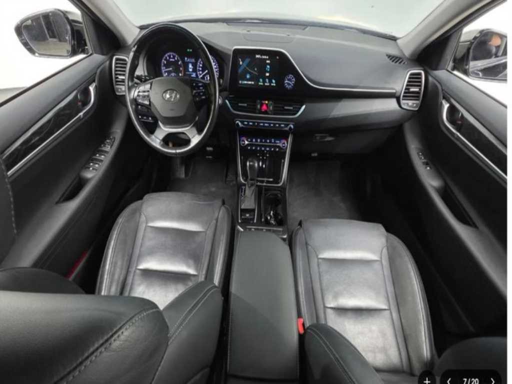 HYUNDAI Grandeur - Vista 11
