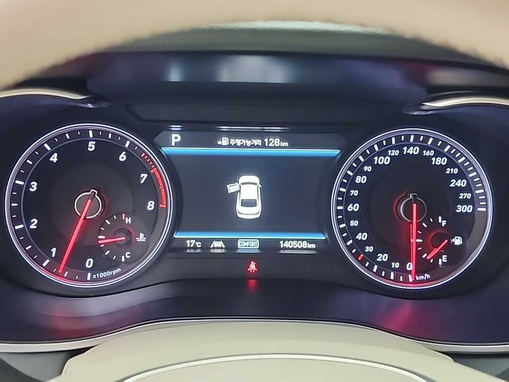 Genesis G70 - Vista 6
