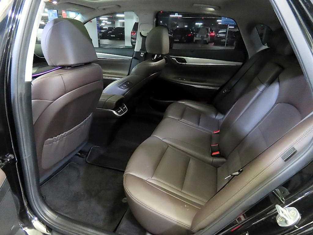 HYUNDAI Grandeur - Vista 7