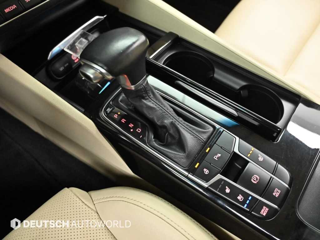 KIA K7 - Vista 9