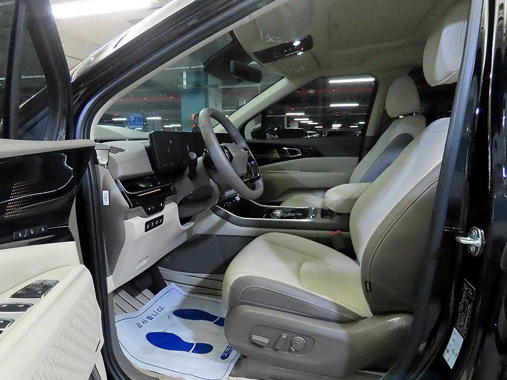 KIA Carnival - Vista 6