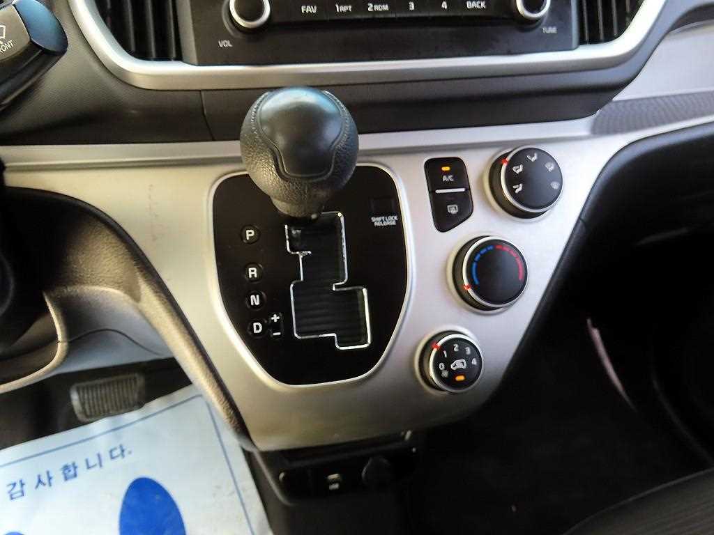 KIA Ray - Vista 10